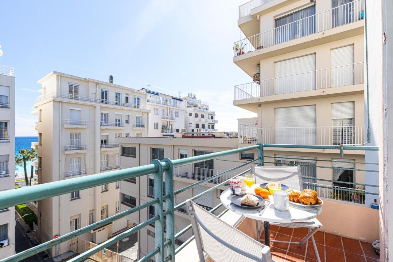 The Place To Be In Nice Bagian luar foto